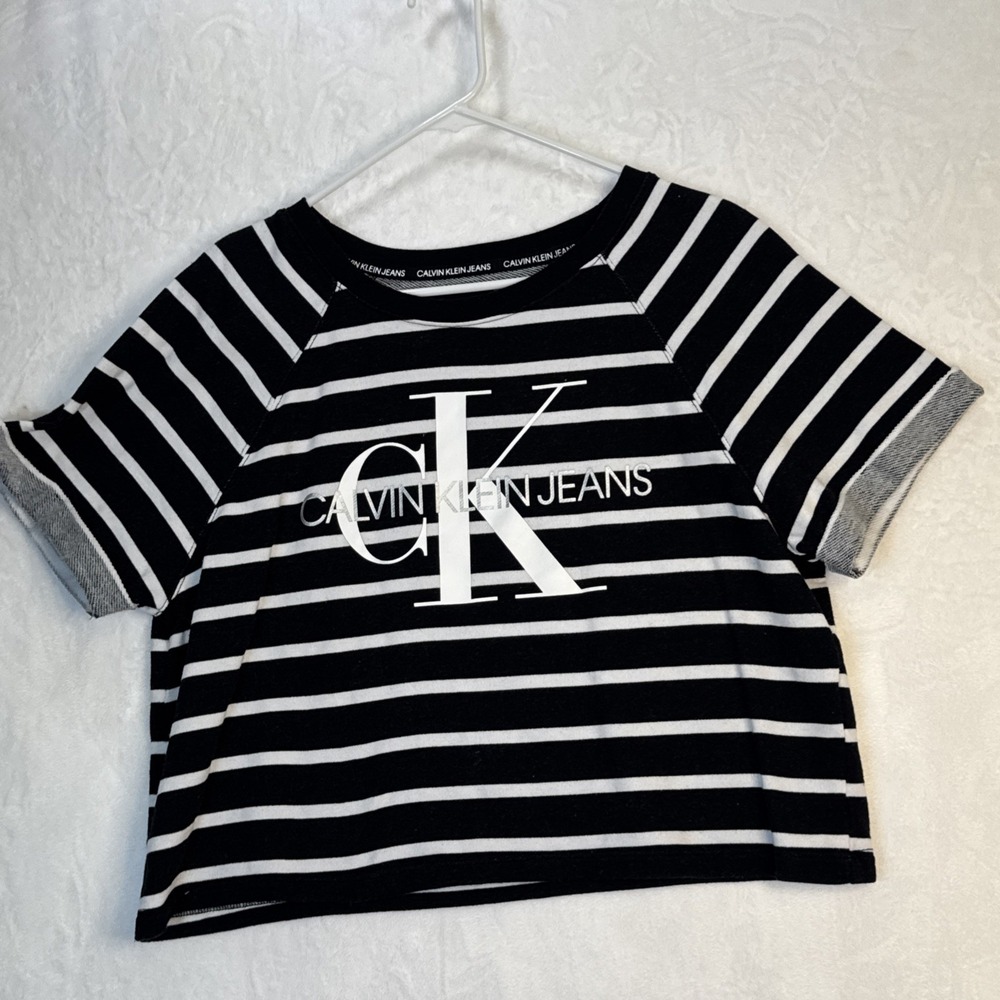 Calvin Klein-Crop Top-Women's Large-Short Sleeve-Black and White Striped Casual